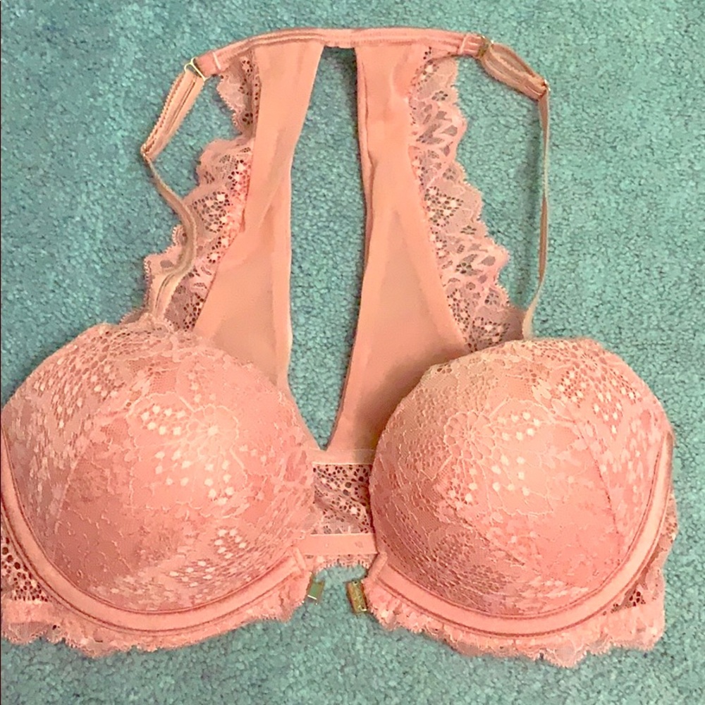 Front clasp bra